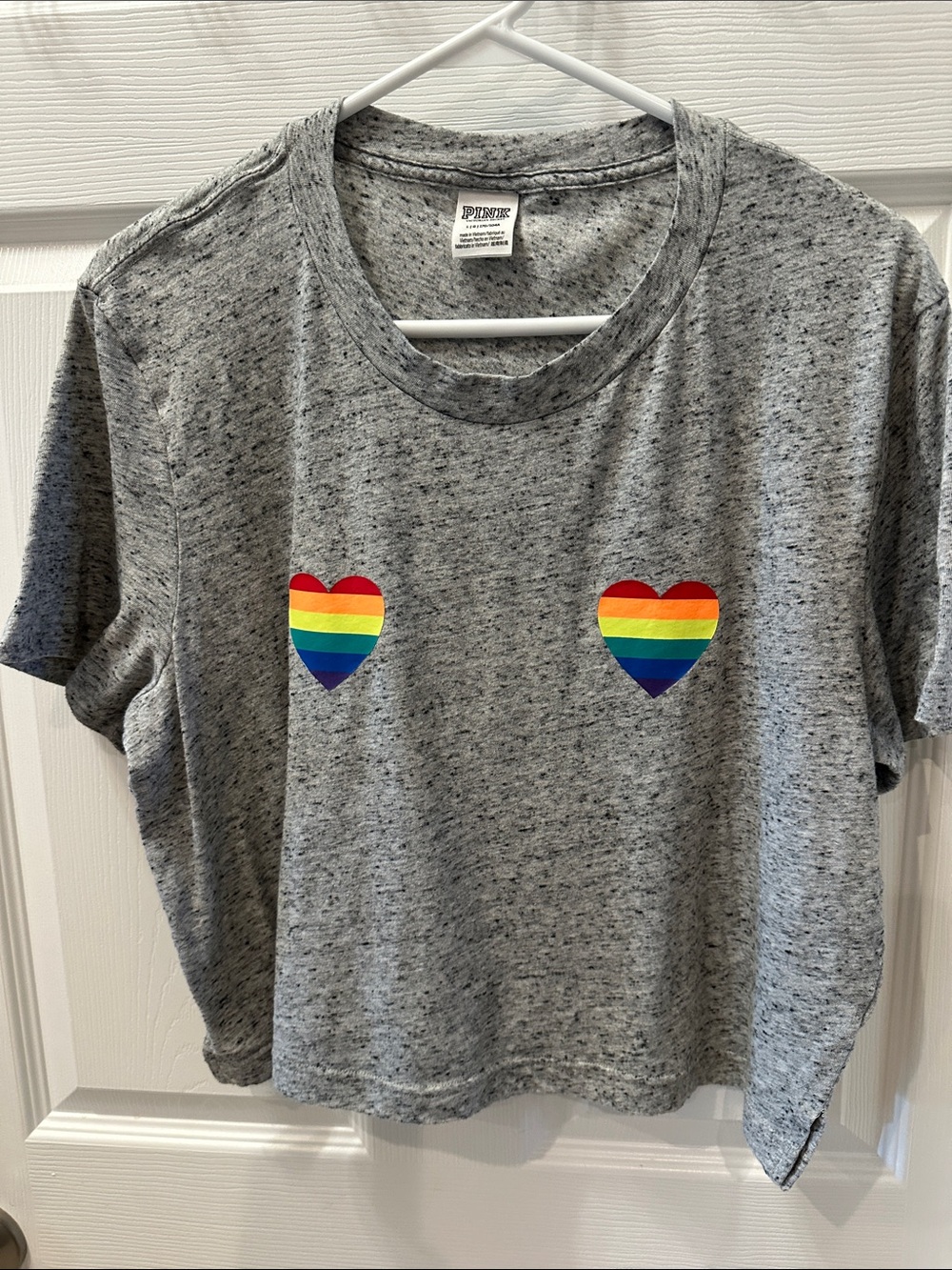 PINK Victoria's Secret Rainbow Heart Heather Grey Cropped Tee size L